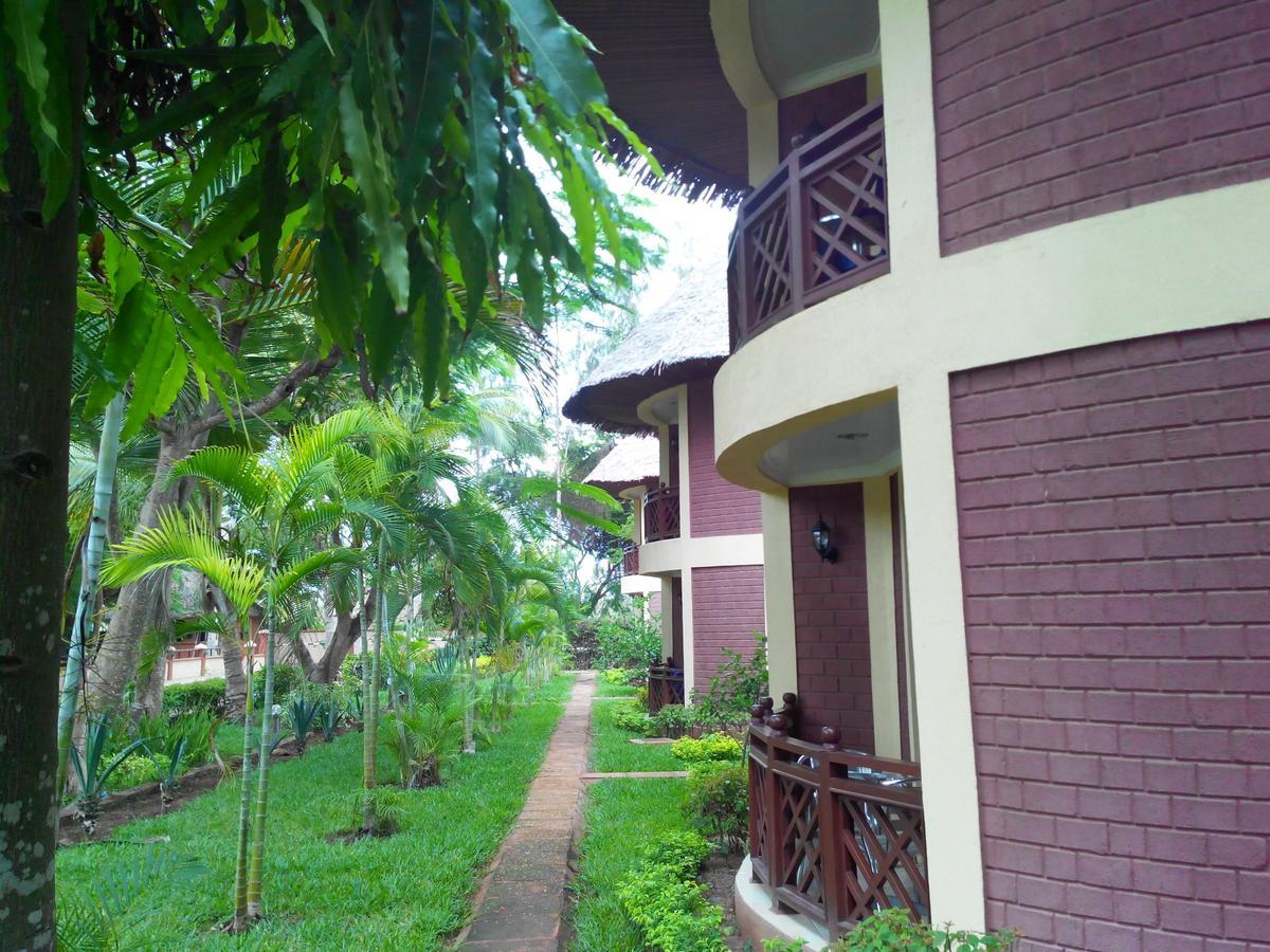 Sunrise Beach Resort ดาร์เอสซาลาม ภายนอก รูปภาพ