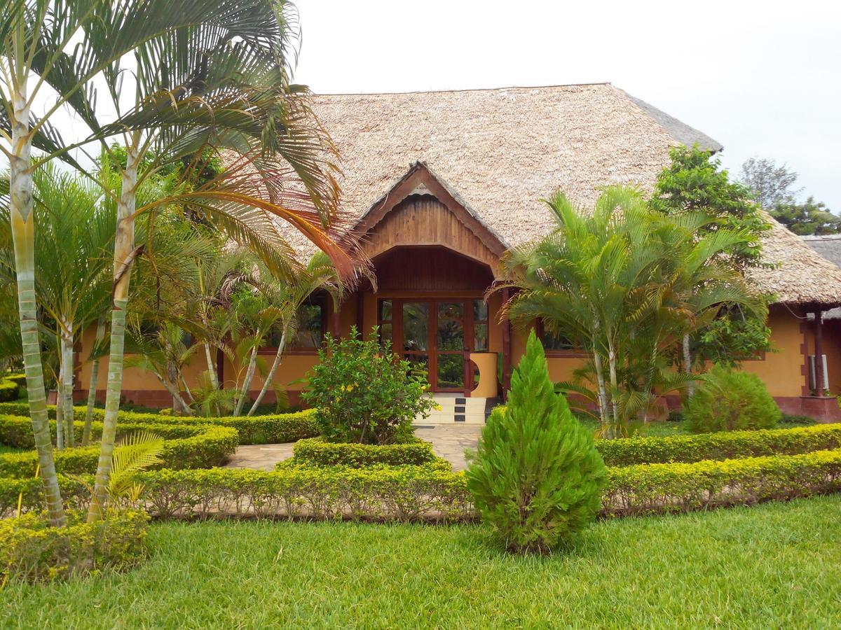 Sunrise Beach Resort ดาร์เอสซาลาม ภายนอก รูปภาพ