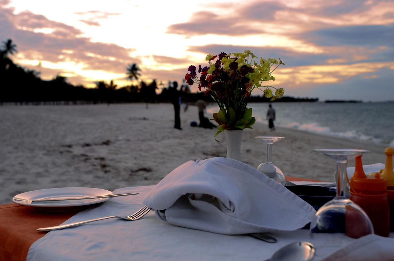 Sunrise Beach Resort ดาร์เอสซาลาม ภายนอก รูปภาพ