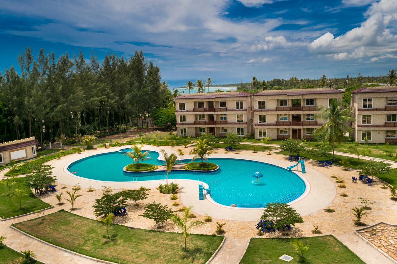 Sunrise Beach Resort ดาร์เอสซาลาม ภายนอก รูปภาพ