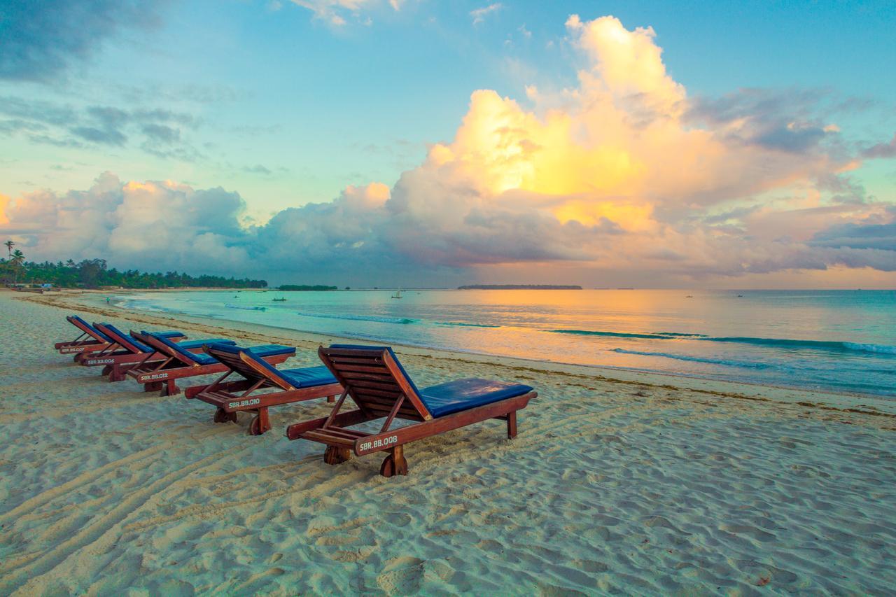 Sunrise Beach Resort ดาร์เอสซาลาม ภายนอก รูปภาพ