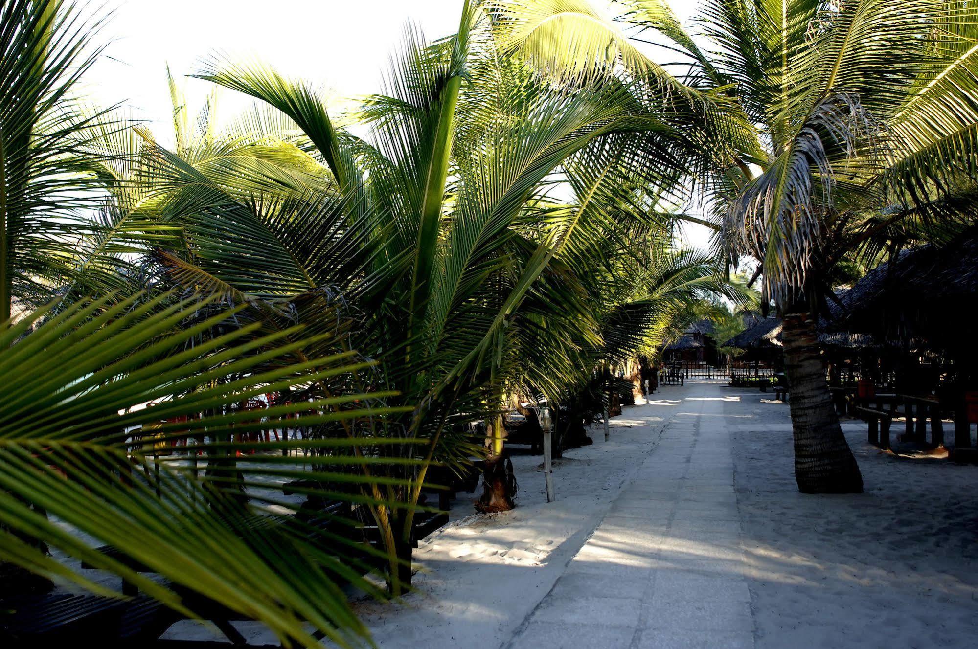 Sunrise Beach Resort ดาร์เอสซาลาม ภายนอก รูปภาพ
